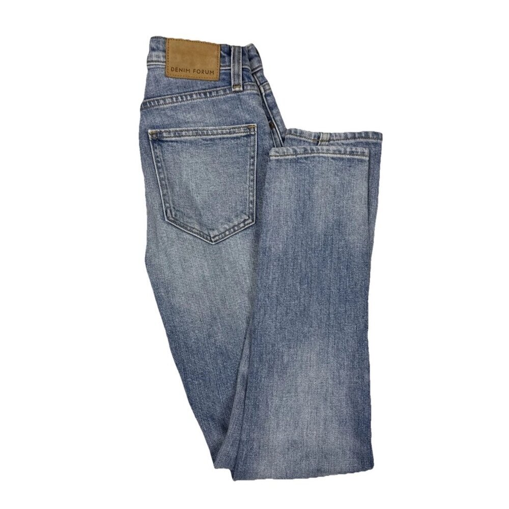 Denim Forum Yoko High Rise Slim Jeans Womens 23 Light Wash‎ Aritzia